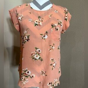 LILY WHITE Peach Blouse With Floral Pattern and Front Pocket, NWT!